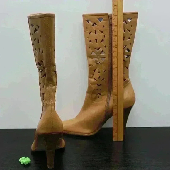 Vintage Mia Lacey Women’s Tan Leather Boots - Picture 7 of 10